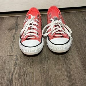 Pink Women’s Converse